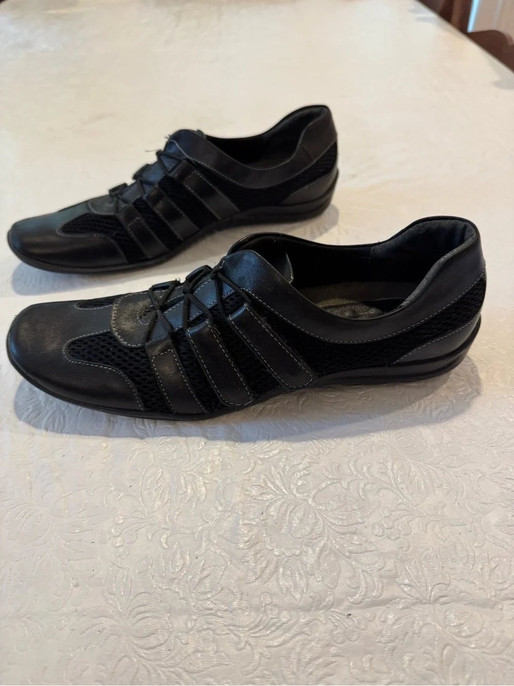 Walking Cradles Black Slip-On Casual Flats